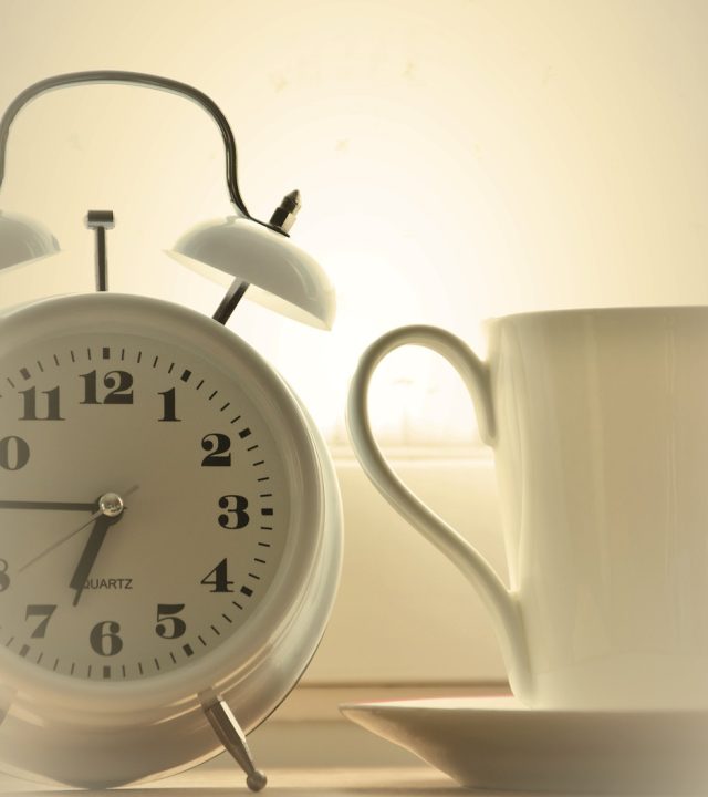 alarm-clock-time-good-morning-2116043.jpg